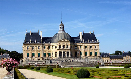 Kiến trúc độc đáo của lâu đài Vaux le Vicomte huyền thoại