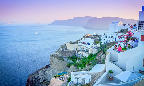 Học cách thiết kế nhà đẹp như thiên đường thần thoại ở Santorini Hy Lạp