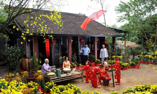 Phong tục ngày Tết cổ truyền Việt Nam